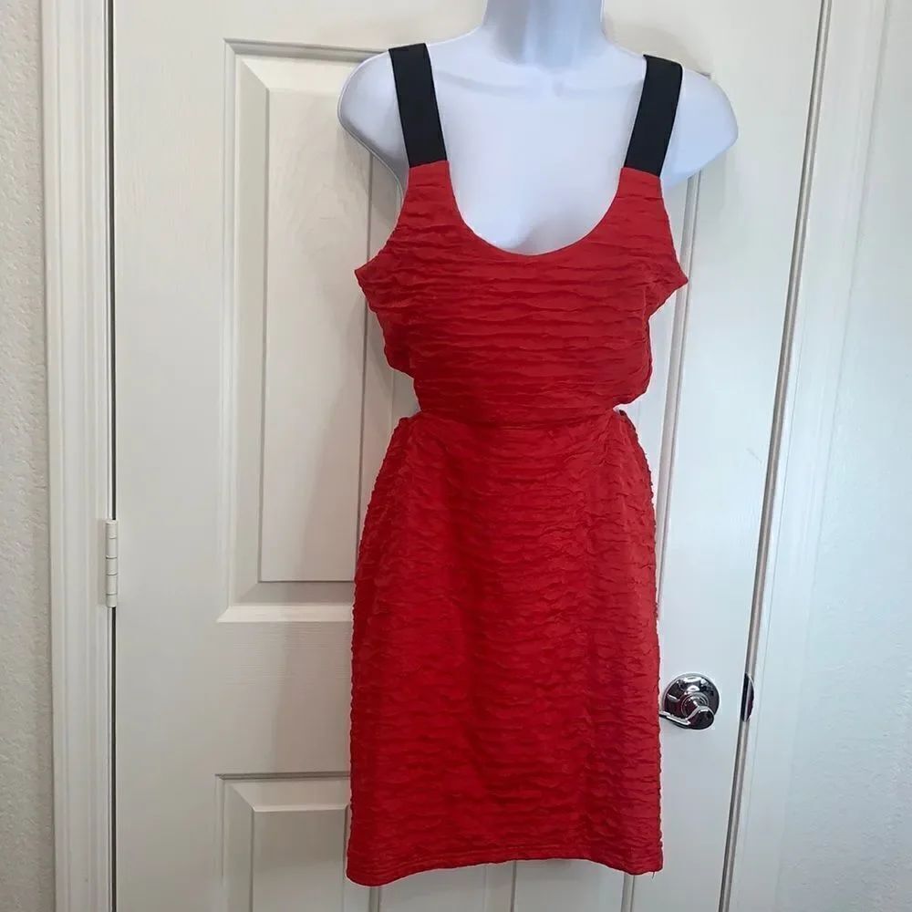 Sugar And Spice Large Red Black Backless Body Con Night Club Mini Crinkle Dress